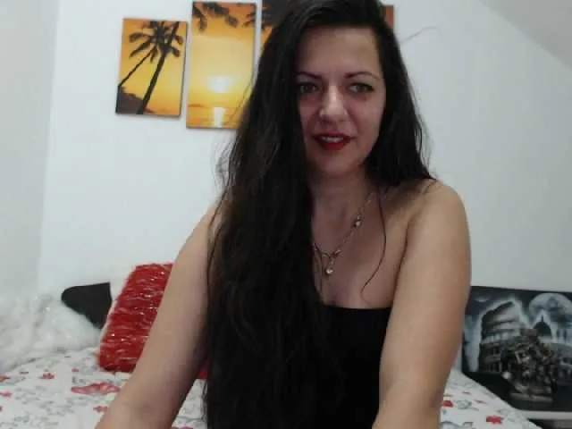 Live sex webcam photo for SweetHelen5 #245526947