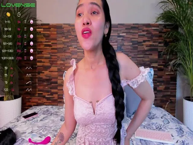 Live sex webcam photo for Alanna_Brown #262375666