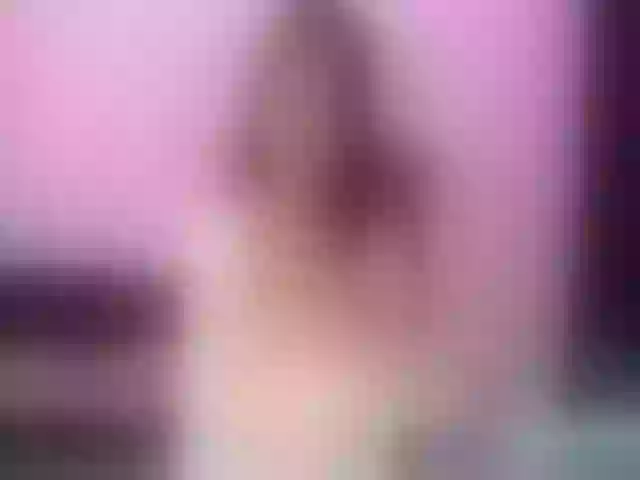 Live sex webcam photo for MaiiAngel #252671642