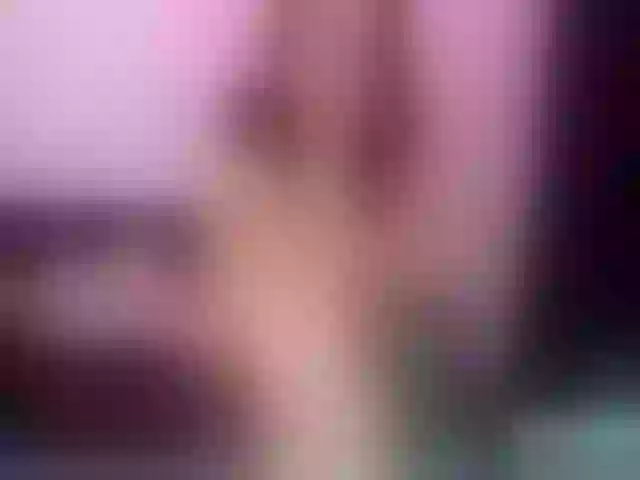Live sex webcam photo for MaiiAngel #257997912