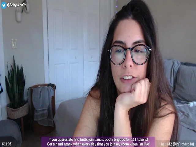 Live sex webcam photo for LanaTy #262849390