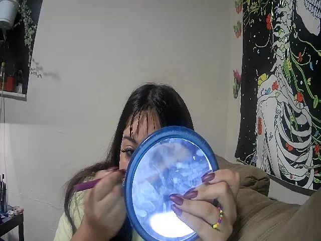 Live sex webcam photo for Lilmisspurp #258985746