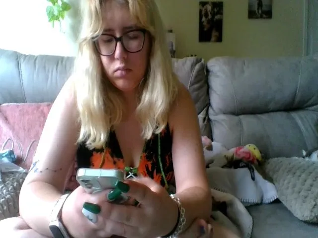 Live sex webcam photo for cozychristine #253551866
