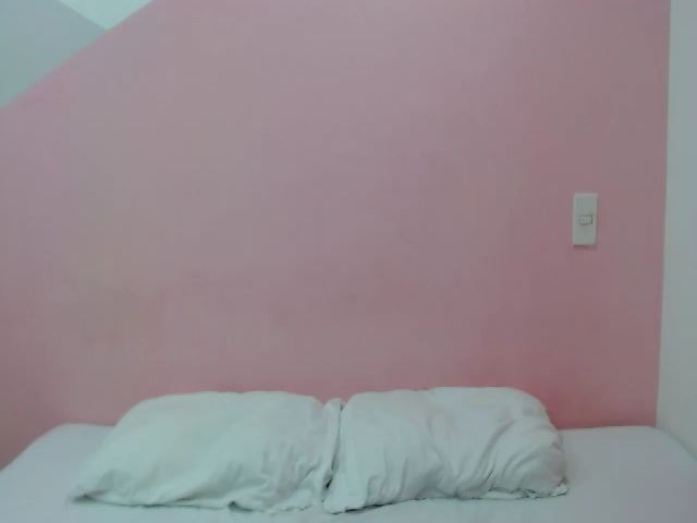 Live sex webcam photo for Sarajoness_ #263499739