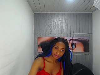 Live sex webcam photo for Ahsly_ #244965374