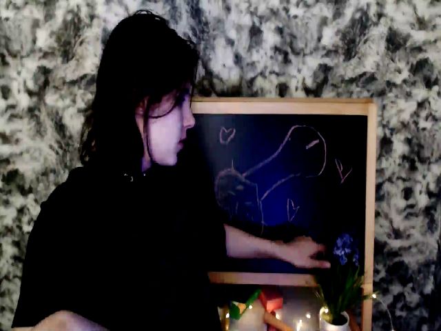 Live sex webcam photo for FoundError404 #265272815