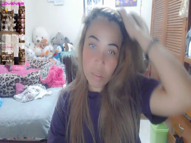 Live sex webcam photo for Meganhill_ #260952513