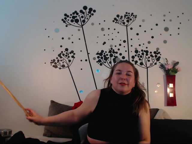 Live sex webcam photo for titanic-tits #241397682