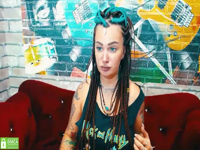 Live sex webcam photo for SonnyVolly #257847646