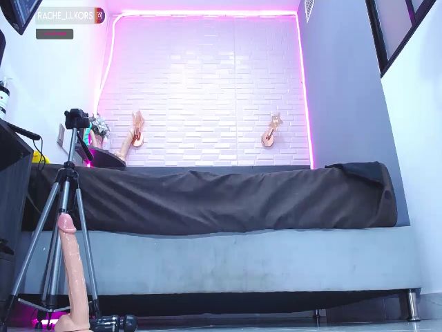 Live sex webcam photo for RachellKors #255031188