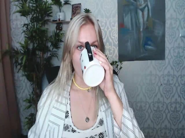 Live sex webcam photo for Dorina_xX #265042825