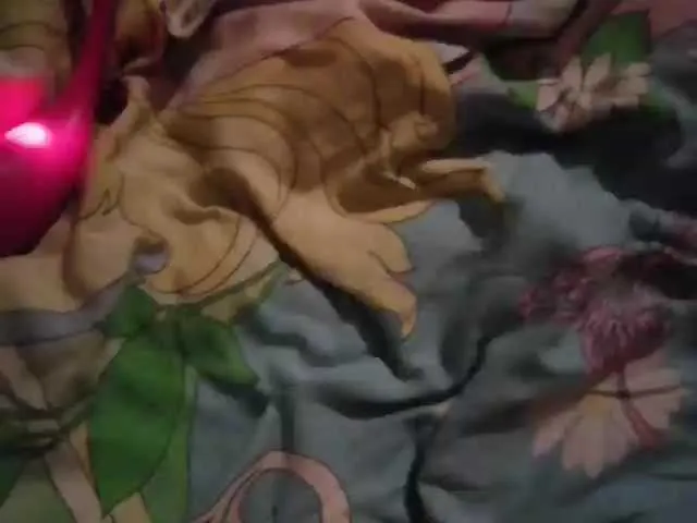 Live sex webcam photo for Princess888 #249891033