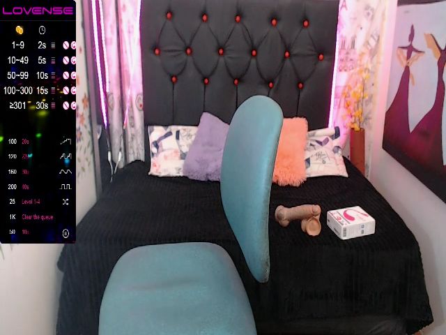 Live sex webcam photo for Luna_bl #255712897