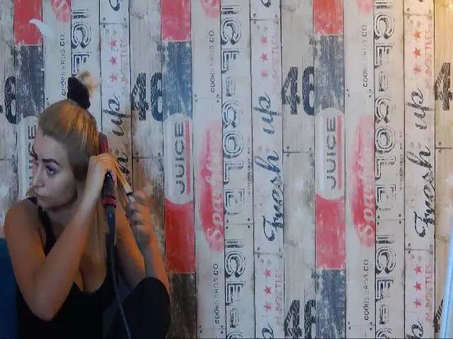 Live sex webcam photo for RubbyKalifha #265368663