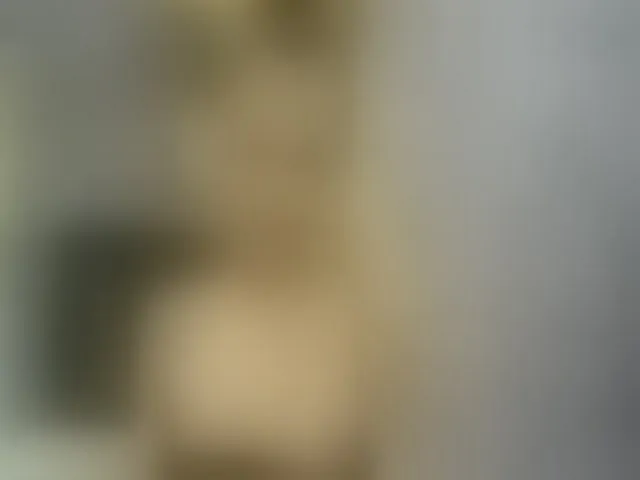 Live sex webcam photo for RubyFlame3 #252962899