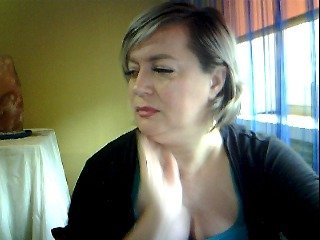 Live sex webcam photo for MariyMai #240699493