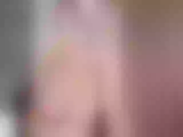 Live sex webcam photo for Lizztayler91 #254281641