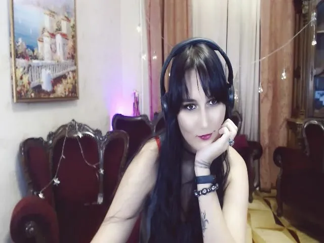 Live sex webcam photo for GraceLuv #260708994