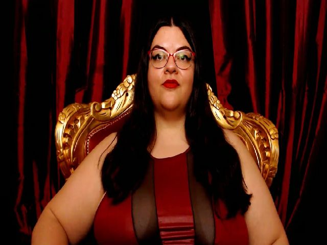 Live sex webcam photo for MissLillyBBW #253869082