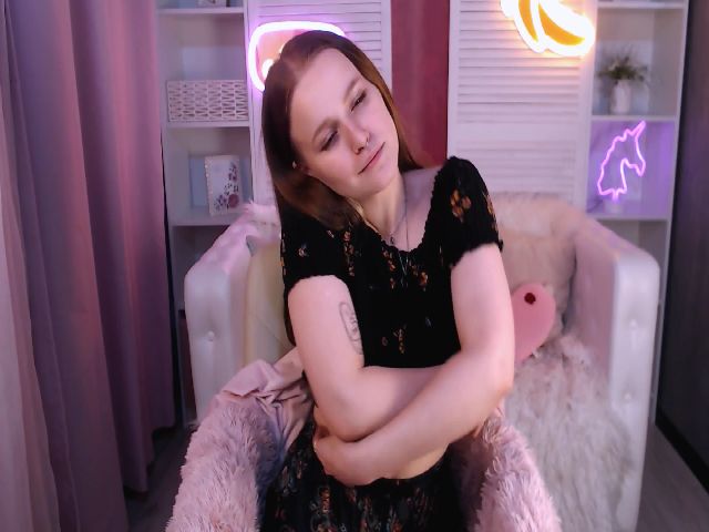 Live sex webcam photo for LynneDawson #256520160