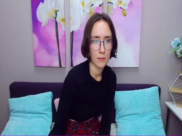 Live sex webcam photo for CleverAlexiss #253560409