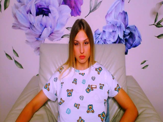 Live sex webcam photo for Vital__Force #252523490