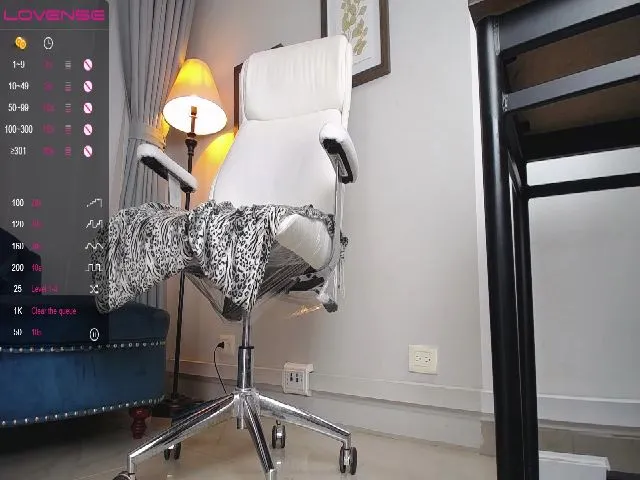 Live sex webcam photo for Ashley_leon_ #258669653