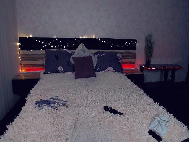 Live sex webcam photo for ArolinaNigh #259029299
