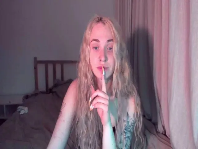 Live sex webcam photo for Uvirtualfrnd #252632708