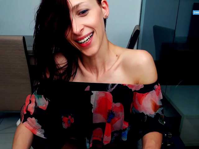 Live sex webcam photo for JasmineWildX #241435715