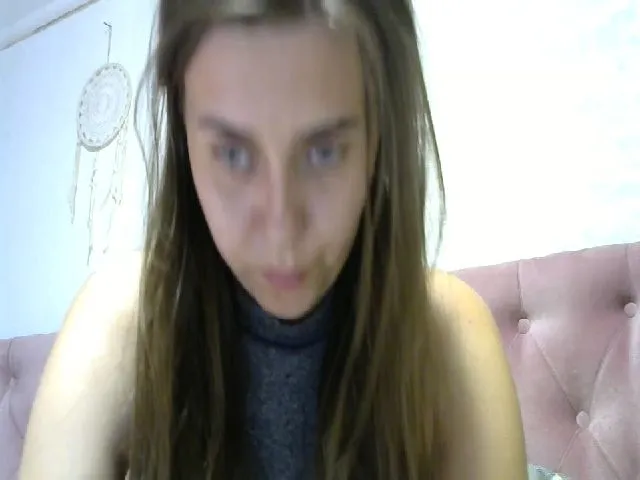 Live sex webcam photo for Jessica1717 #265613476