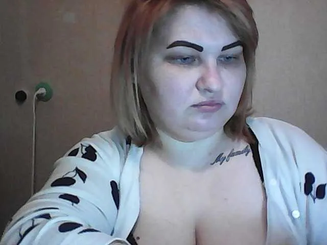 Live sex webcam photo for AmyRedFox #241029313