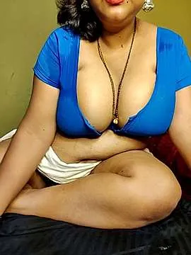 Live sex webcam photo for honeybuddy42 #244157676