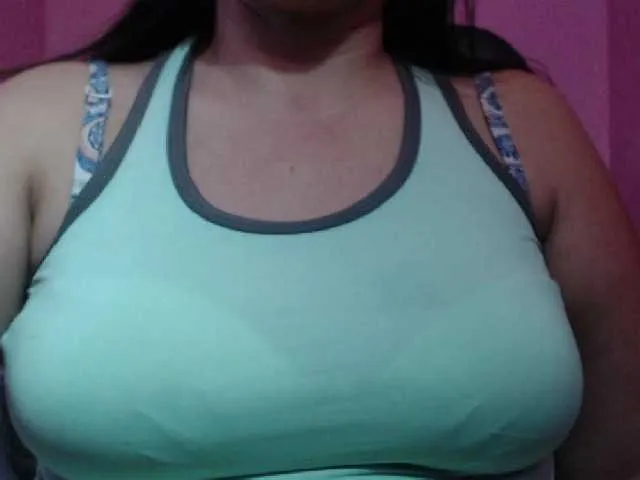 Live sex webcam photo for luzzyhot #246154897