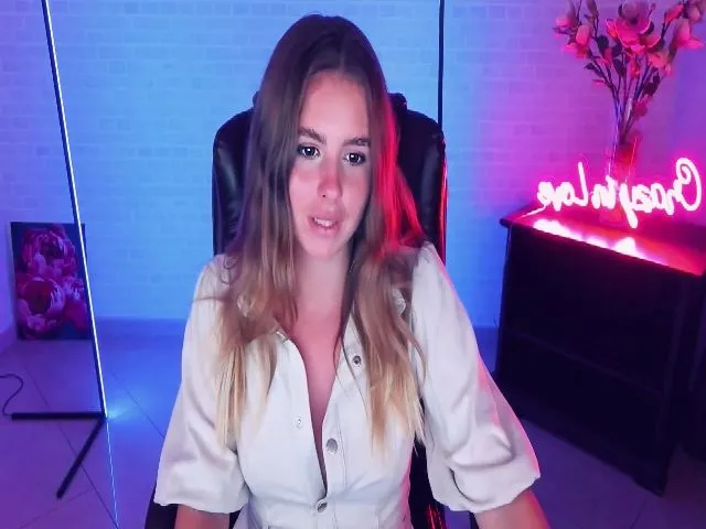 Live sex webcam photo for MissGadriela #263174392