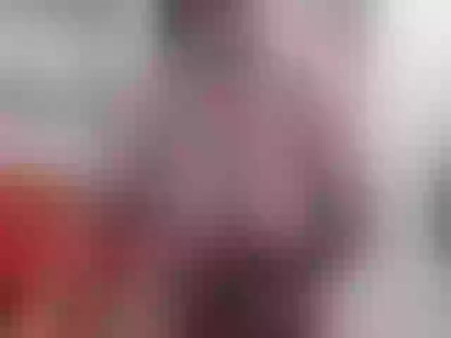 Live sex webcam photo for JullieMilf #262623714