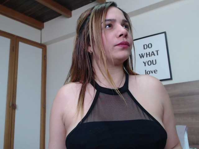 Live sex webcam photo for cutekatty3 #260821237