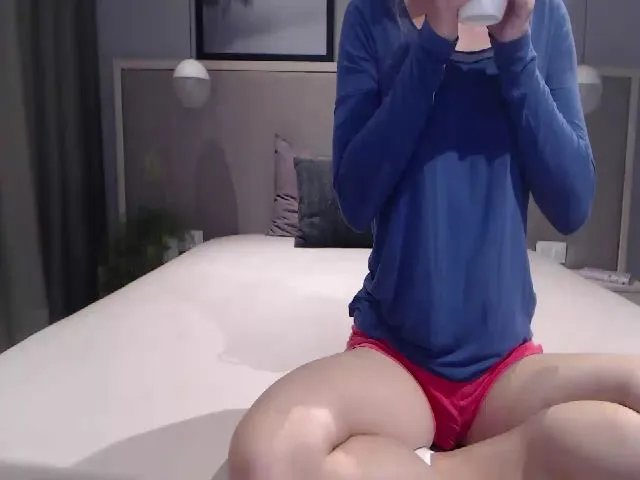 Live sex webcam photo for Innocent_Miss #258812655