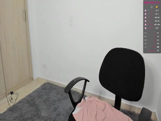 Live sex webcam photo for Ale_Jones #259596791