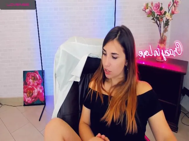 Live sex webcam photo for AnastashaGray #256716222