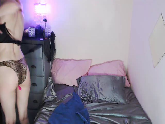 Live sex webcam photo for Syanna_London #256054065