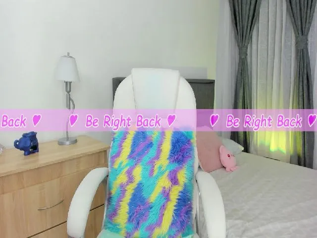 Live sex webcam photo for VictoriaRuss #254504229