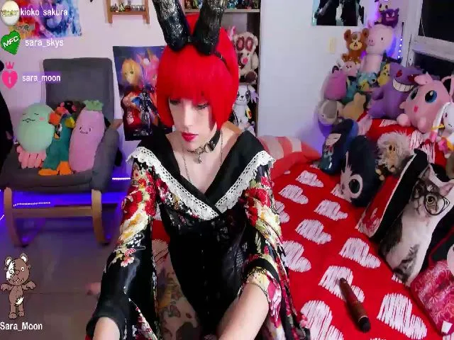 Live sex webcam photo for Sara_Skys #255568316