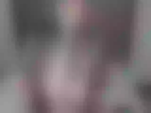 Live sex webcam photo for GreenBlondie #252327433