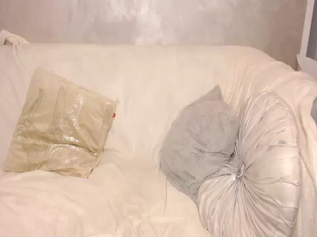 Live sex webcam photo for Candy_Caro #256609709