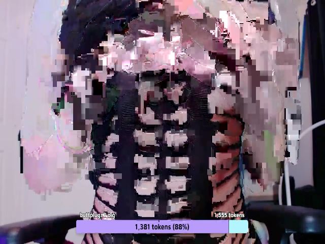 Live sex webcam photo for moonlitfox #262461133