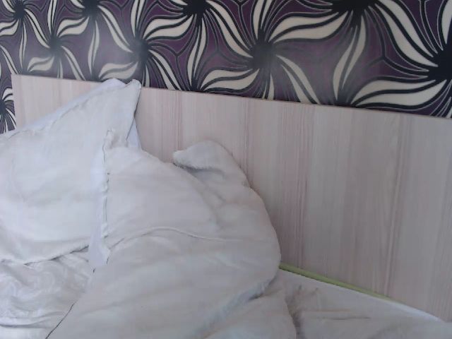 Live sex webcam photo for MilenaDivine #255956797