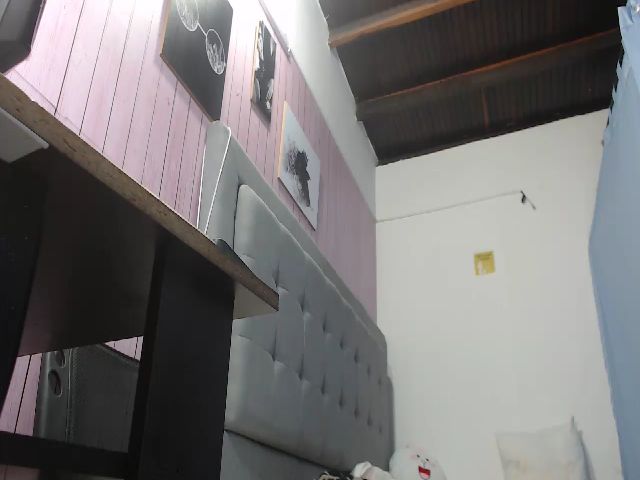 Live sex webcam photo for Arisha_bloom #260302968