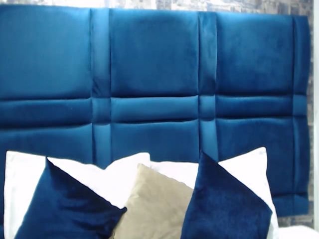 Live sex webcam photo for Lindsayfox #257847927