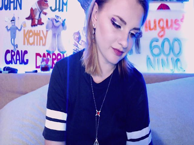 Live sex webcam photo for Nika_Cakes #265008551